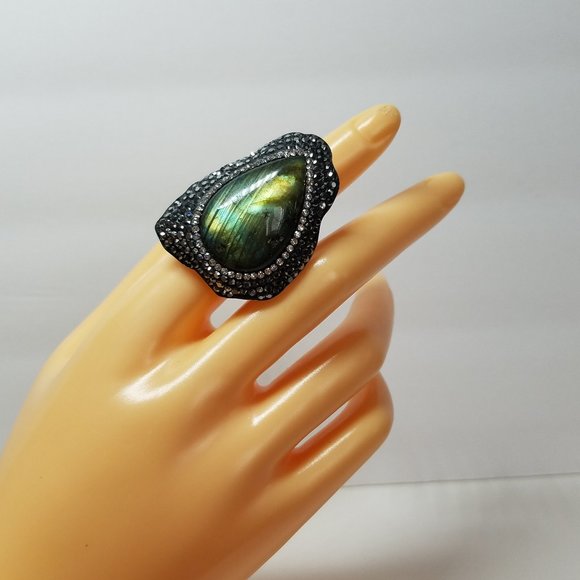 Green Cats Eye Stone with Cubic Zirconia Silver Ring Size 5.5